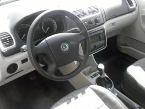 Skoda Fabia 5DRS 1.4 16V AMBIENTE Airco   Trekhaak   Cruise control