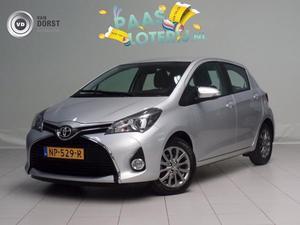 Toyota Yaris 1.3 VVT-i Aspiration Automaat | Airco | Parkeercamera | Design pack