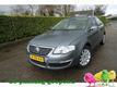 Volkswagen Passat 2.0 TDI Highline DSG   Navi   Schuifdak   Leder-Alcantra   Clima   PDC   Cruise