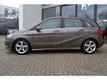 Mercedes-Benz B-klasse 180 Ambition    Navi   Bluetooth   Stoelverwarming   PDC   Leder