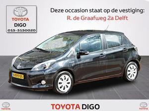 Toyota Yaris 1.5 FULL HYBRID DYNAMIC PACK 5-deurs | Navigatie | Licht- Regensensor | Camera