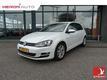 Volkswagen Golf 1.6 TDI 110pk 5D Highline BlueMotion | Navigatie | Xenon Plus |