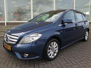 Mercedes-Benz B-klasse 180 AUT.   PANORAMA   LEDER   NAVIGATIE