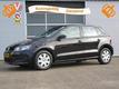 Volkswagen Polo 1.2 EASYLINE  60pk  5-drs  Airco  C.V afstand  Elek. ramen   spiegels  Isofix.