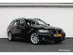 BMW 3-serie Touring 318d BusinessLine CorporateLease Leder Sattelbraun, Xenon, 18 inch, Navigatie Business Lever