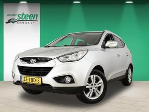 Hyundai iX35 2.0i 2WD BUS. ED. ECC NAVIGATIE CRUISE CAMERA LMV17 HAAK BTW * 2 JAAR GARANTIE! * .