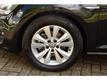 Volkswagen Golf 1.6 TDI 110 pk 5 deurs HIGHLINE BLUEMOTION Navigatie PDC Xenon 16 inch LM velgen