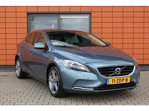 Volvo V40 1.6 T4 180 PK SUMMUM PANORAMAMDAK LEDER XENON