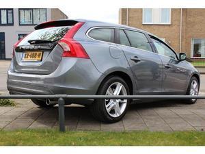 Volvo V60 2.0 T4 NORDIC `191PK ZEER LUXE`