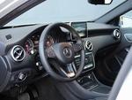 Mercedes-Benz A-klasse 180 Ambition Aut. Facelift Navi LED PDC