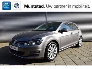 Volkswagen Golf 1.0 TSI 115 pk 5 deurs COMFORTLINE Navigatie PDC Climatronic 17 inch LM velgen