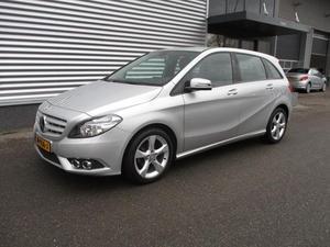 Mercedes-Benz B-klasse 180 AMBITION AUTOMAAT NAVI   ECC   LM