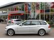 BMW 3-serie Touring 318i AUTOMAAT   AIRCO   CRUISE CONTR.   EL. PAKKET   RADIO-CD   LMV 18`   APK 01-2018 *