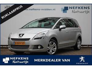 Peugeot 5008 Allure 1.6 Turbo 156 pk met navigatiesysteem