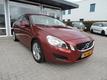Volvo S60 1.6 T3 MOMENTUM Navi   PDC   Cruise   Clima  Blis City Safety