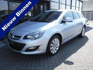 Opel Astra Sports Tourer 1.6 CDTI Business   110pk NAVI 17` PDC