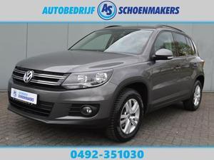 Volkswagen Tiguan 2.0 TDI SPORT&STYLE   PANORAMADAK