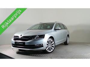 Skoda Octavia Combi 1.6 TDI GREENTECH STYLE BUSINESS Nieuwste model. Uiterst complete introductieauto. o.a. lane a