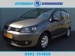 Volkswagen Touran 1.6 TDI automaat   NAVIGATIE !!