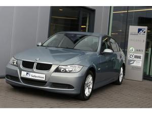 BMW 3-serie 318i BUSINESS LINE Automaat   Trekhaak