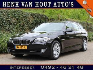 BMW 5-serie Touring 520D EXECUTIVE LEDER-PDC-NAVIGATIE