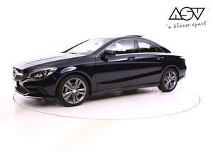 Mercedes-Benz CLA-Klasse 180d LEASE EDITION PLUS Urban pakket, Panoramadak, Parkpilot incl. parkeerassistent, Navigatie Handg