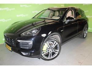 Porsche Cayenne Hybrid *ex btw 14% bijtelling* 10-2015 74.280,- excl. btw