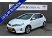 Toyota Auris 1.8 Hybrid Lease Pro Navigatie-Stoelverwarming-Panoramadak