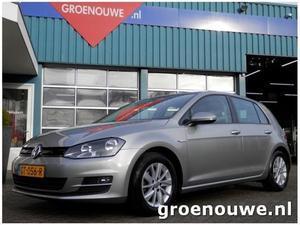 Volkswagen Golf 1.0 Tsi 115pk   Navigatie   Cruise control   Sportvelgen   Incl 6 maand BOVAG garantie