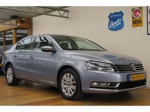 Volkswagen Passat 1.4 TSI COMFORTLINE DSG *NAVI*LMV*CRC*ECC*