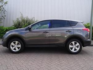 Toyota RAV4 2.0 4WD AUTOMAAT   CRUISE CONTROL   LEDER   NAVIGATIE   A.RIJCAMERA