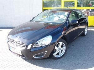 Volvo S60 2.4 D5 215PK AUTOMAAT SUMMUM BJ2012 VOL-Leder Xenon Navi Opendakje LMV-17`