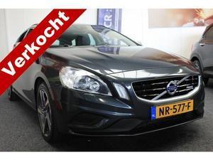 Volvo V60 2.0 D3 R-DESIGN STOF LEDER NAVI SCHUIF KANTEL DAK AFN. TREKHAAK NIEUW STAAT !!