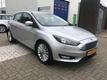 Ford Focus 1.0 Titanium Edition Navigatie, Parkeer Assistent, Stoel verwarming, Apk, Parkeer Sensor voor & acht