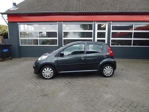 Peugeot 107 1.0-12V XS