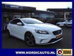 Volvo V40 1.6 D2 R-DESIGN PANORAMADAK XENON LEDER CAMERA PDC TREKHAAK #FULL OPTIONS#