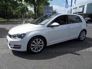 Volkswagen Golf 1.6 TDI DSG AUTOMAAT HIGHLINE PANORAMA DAK PDC ECC AIRCO MULTIM