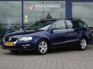 Volkswagen Passat Variant 2.0 TDI COMFORTLINE BLUEMOTION, Navigatie   Climate control   Parkeersensoren   16` Sportvel