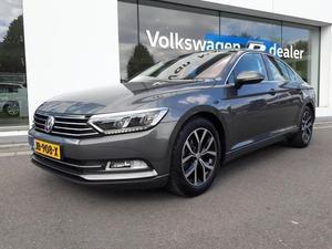 Volkswagen Passat 1.6 TDI COMFORTLINE 120 PK