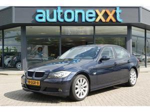 BMW 3-serie 320I BUSINESS LINE | XENON | LEDER | NAVI | ELEK SCHUIF KANTEL DAK | LMV | PDC | TREKHAAK