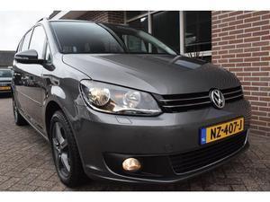 Volkswagen Touran 1.4 TSI 103kw 140pk DSG COMFORTLINE Ecc Pdc Navigatie