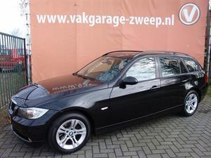 BMW 3-serie Touring 318D 136PK Navigatie | Nieuwe motor | Dealer onderhouden