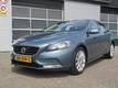 Volvo V40 1.6 T3 MOMENTUM  150pk  Navi  Climat  Cruise  Elek. pakket  Blueth.  Chroom  Led-verl.  Camera  Pdc