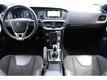 Volvo V40 2.0 D2 R-DESIGN 35.000km 14% bijtelling NAVI LEDER