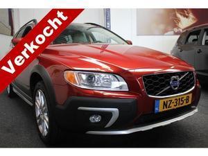 Volvo XC70 2.4 D5 AWD Summum 215 PK LEDER NAVI STANDKACHEL PDC CRUISE CONTROL STOEL VERW. NIEUW STAAT !!