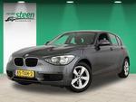 BMW 1-serie 118i 170PK 5-DRS 8-TRAPS AUTOMAAT NAVIGATIE PDC LMV16 *2 JAAR GARANTIE!* .