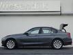 BMW 3-serie 320I HIGH EXECUTIVE, PDC achter, Trekhaak!, Navi Prof, 100% Dealerauto, Regen- en Lichtsensor, zeer