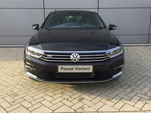 Volkswagen Passat Variant GTE Con. Plus 7.595 DEMO Voor. 15% Pano 18` LED  Dynaudio