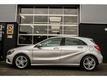 Mercedes-Benz A-klasse 180 EDITION, BI-XENON LED, FULL NAVI, 17-INCH, PDC VOOR   ACHTER, CRUISE