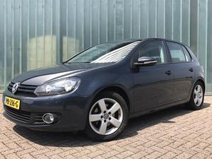 Volkswagen Golf 2.0 TDI Comfort line GROOT BEELD NAVI